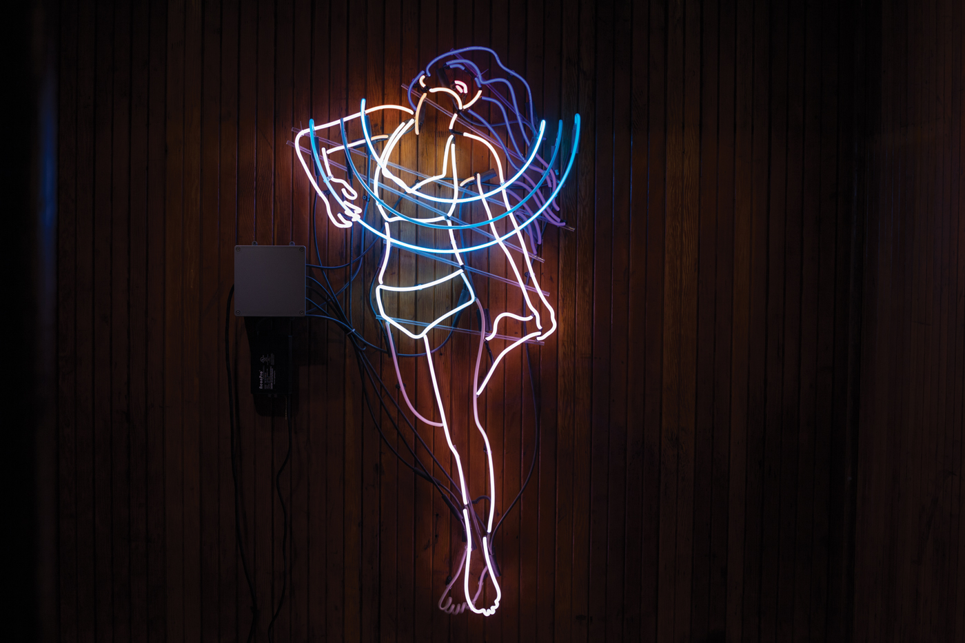 Siren by Kate Hush animated; 8mm neon glass filled with argon and 120-volt power supplies, 60x22x4½